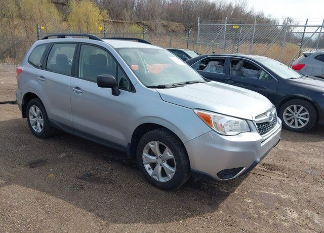 2016 SUBARU Forester