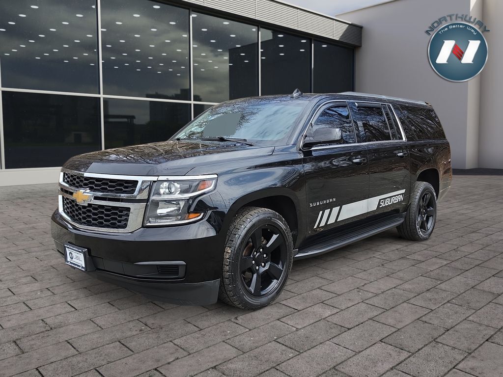2017 CHEVROLET Suburban