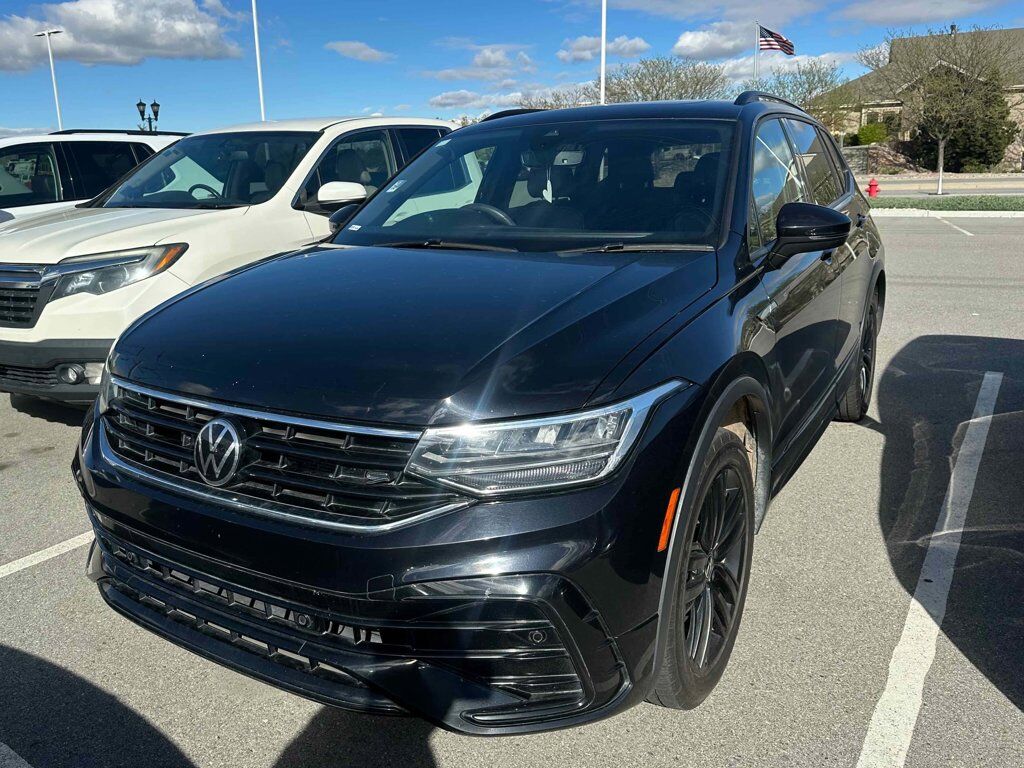 2022 VOLKSWAGEN Tiguan