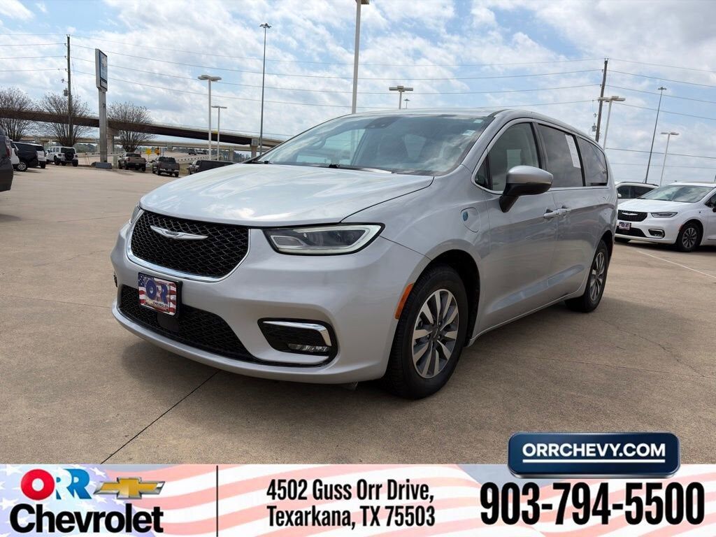 2023 CHRYSLER Pacifica