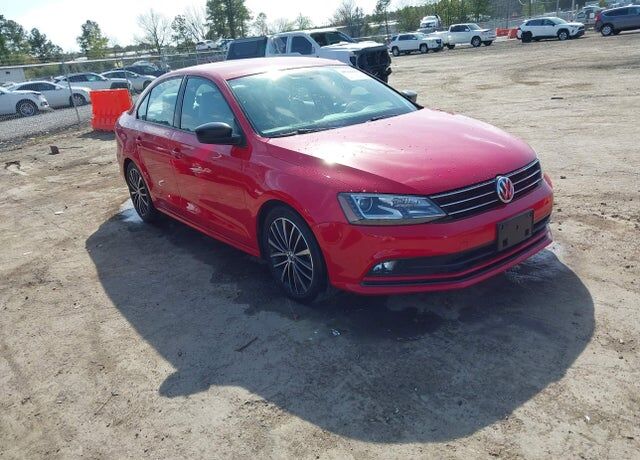 2016 VOLKSWAGEN Jetta