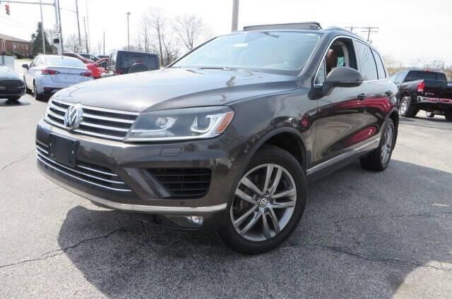 2016 VOLKSWAGEN Touareg