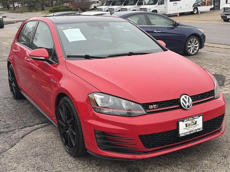 2017 VOLKSWAGEN Golf GTI