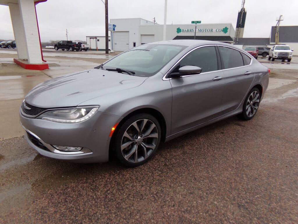 2016 CHRYSLER 200