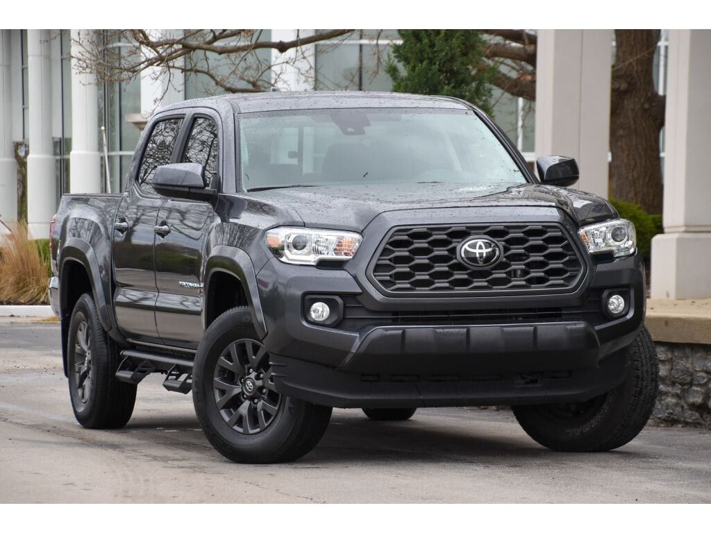 2023 TOYOTA Tacoma
