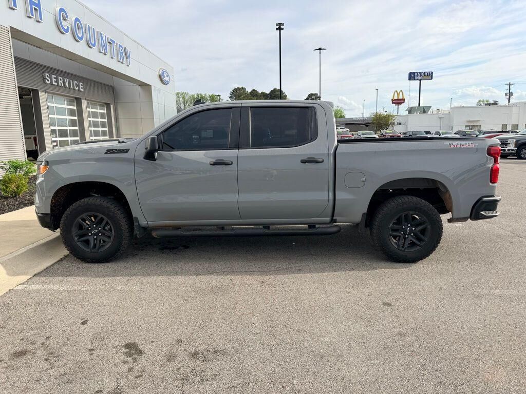 2025 CHEVROLET Silverado