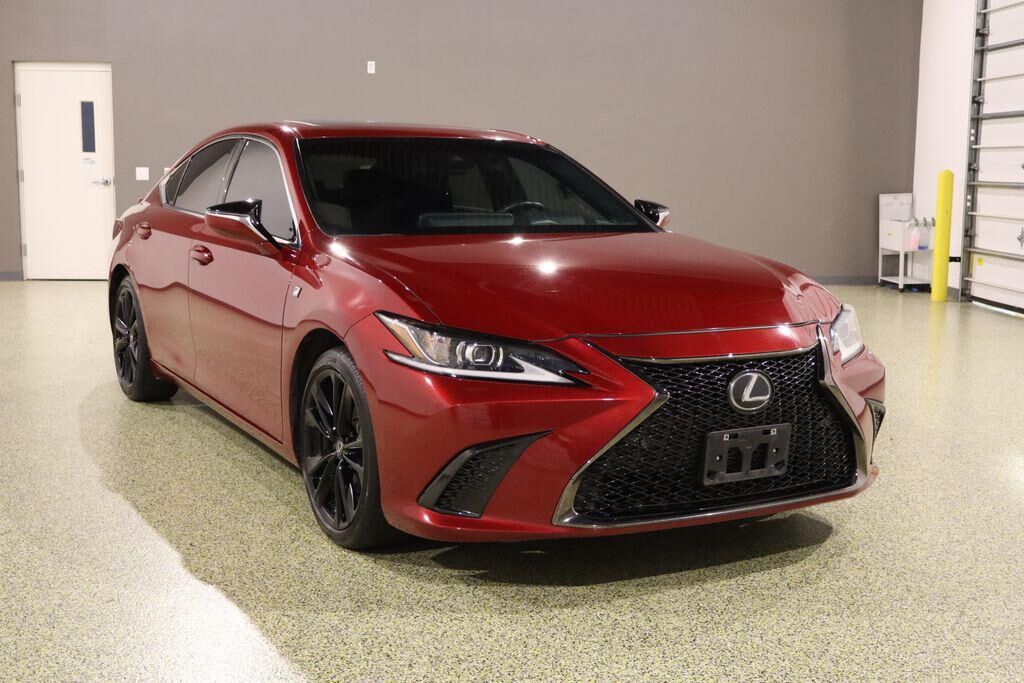 2022 LEXUS ES