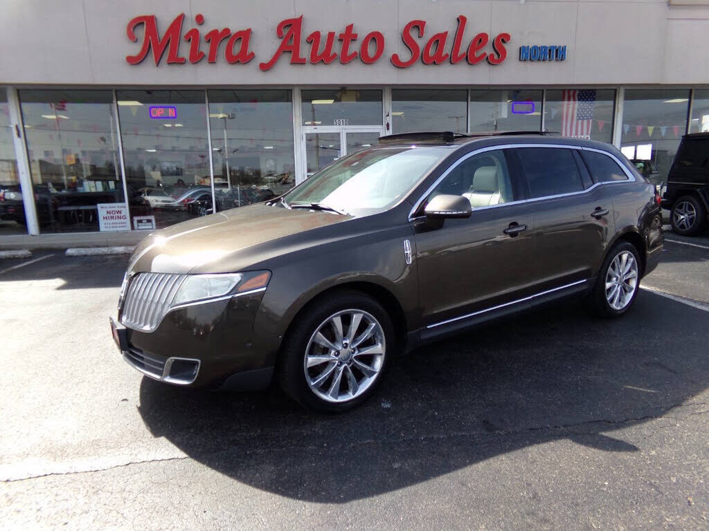 2011 LINCOLN MKT