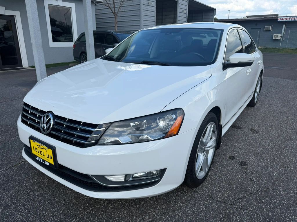 2015 VOLKSWAGEN Passat