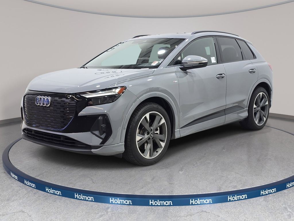 2024 AUDI Q4