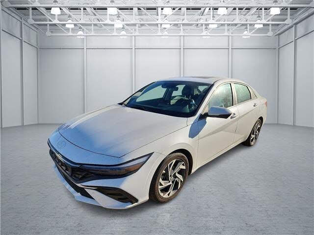 2024 HYUNDAI Elantra