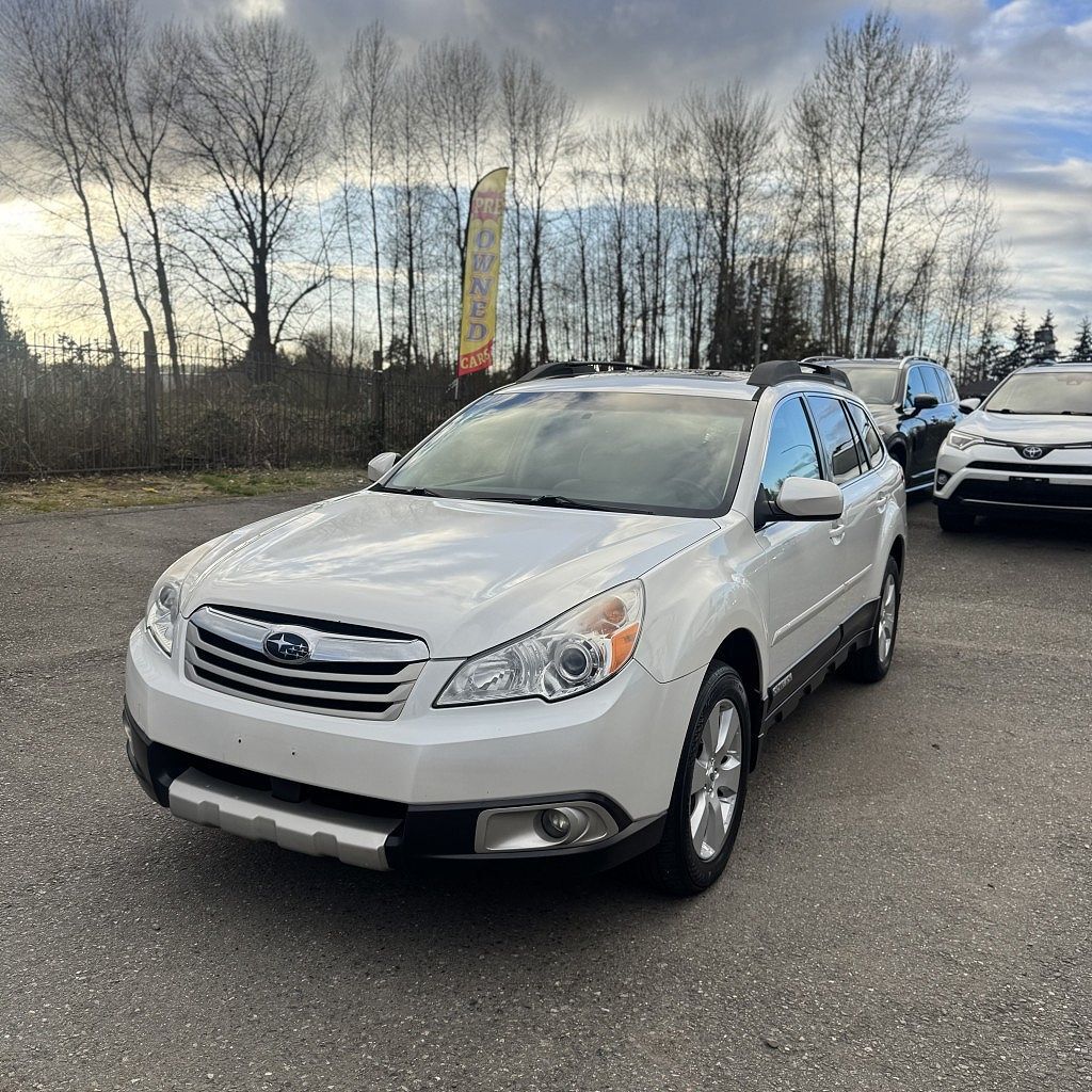 2012 SUBARU Outback