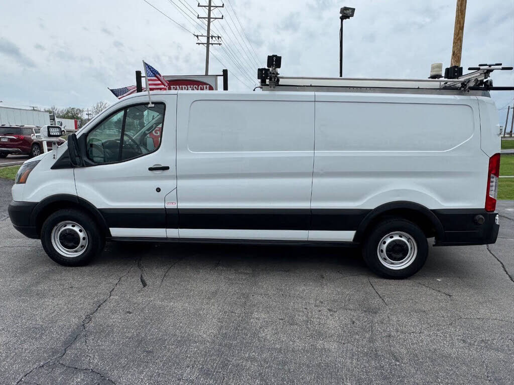 2019 FORD Transit