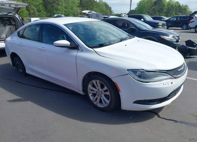 2015 CHRYSLER 200