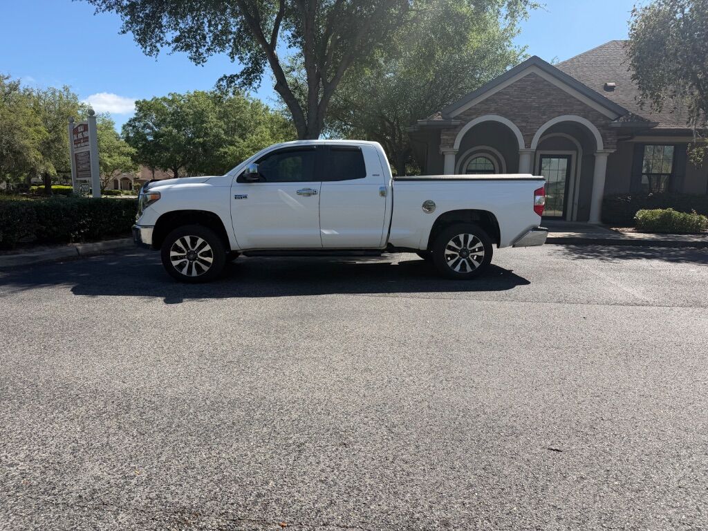 2018 TOYOTA Tundra