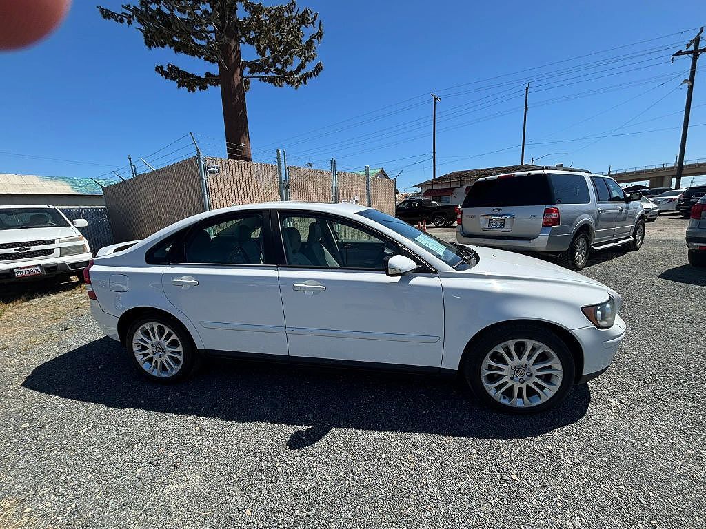 2004 VOLVO S40