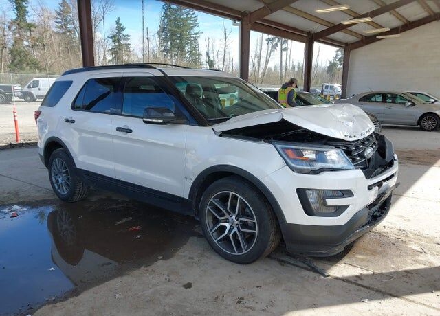 2016 FORD Explorer