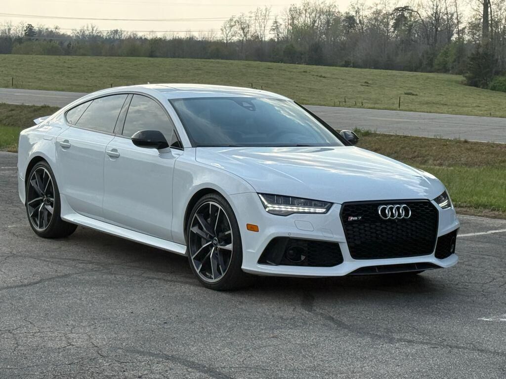 2017 AUDI RS7