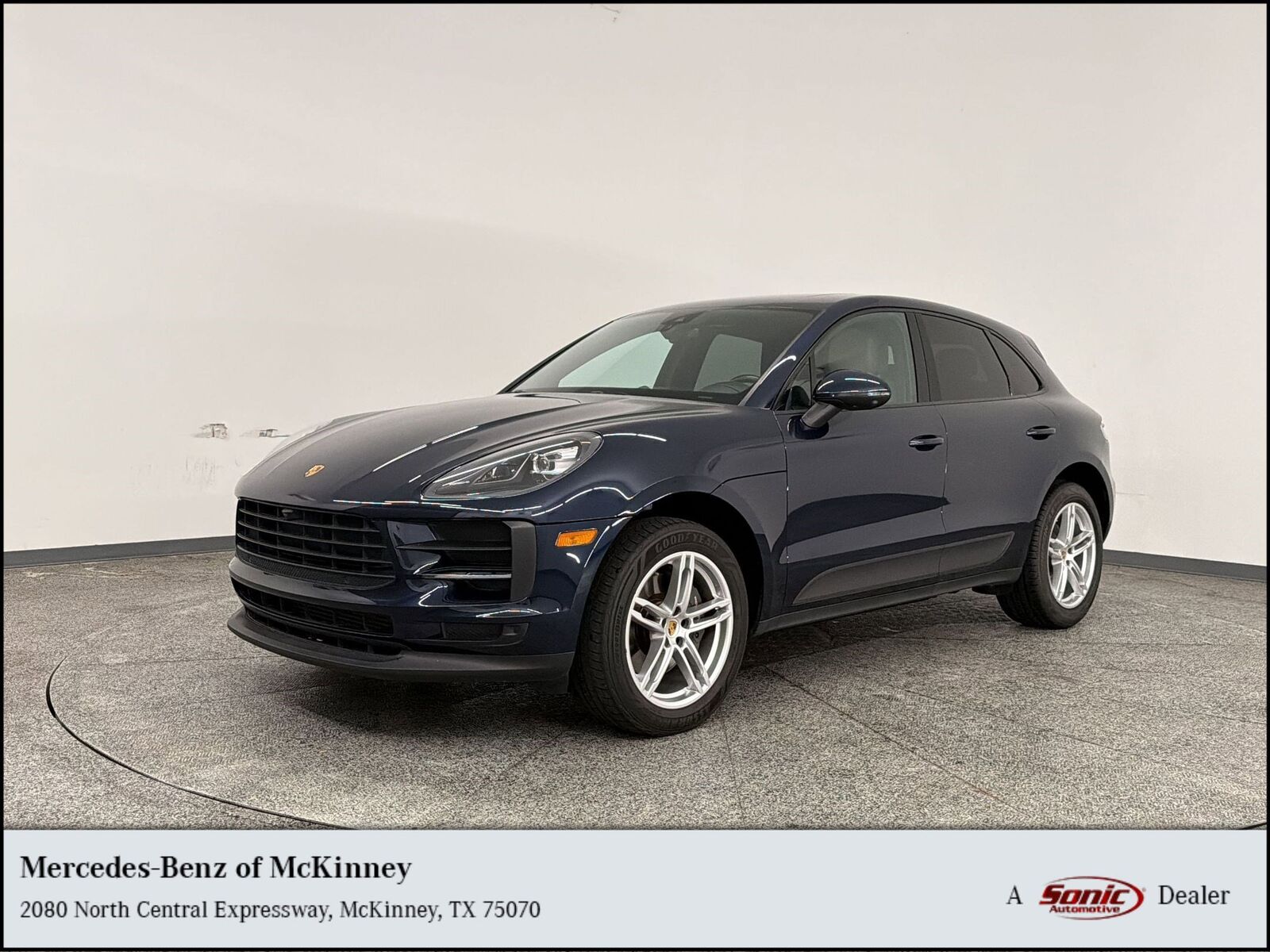 2021 PORSCHE Macan