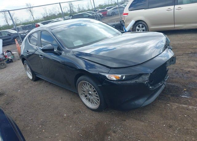 2022 MAZDA Mazda3