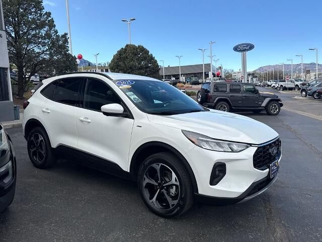 2025 FORD Escape