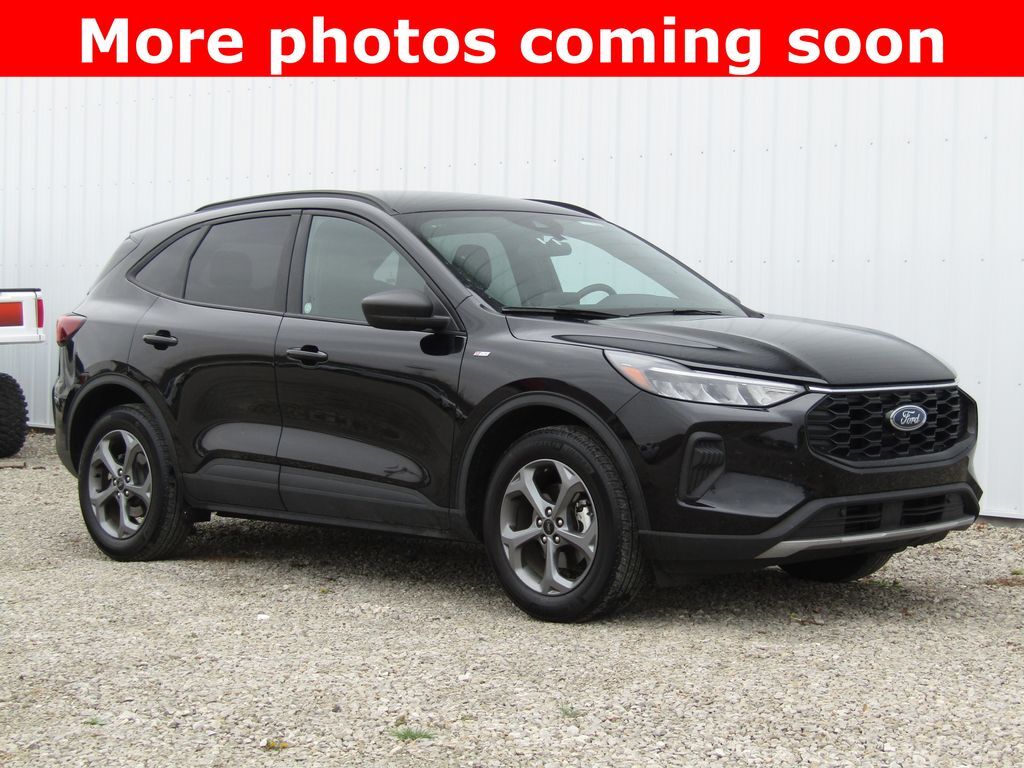 2025 FORD Escape