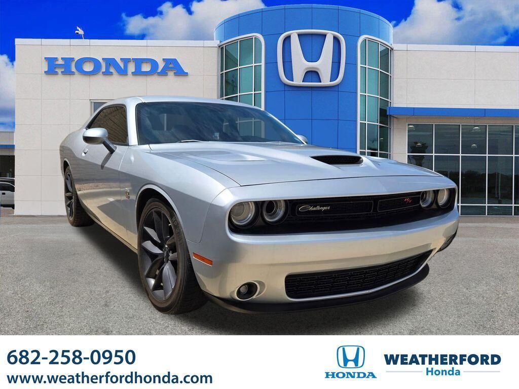 2019 DODGE Challenger