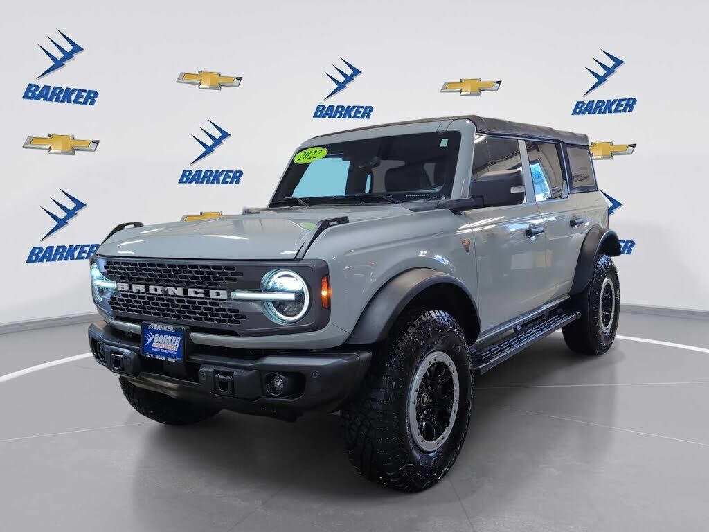2022 FORD Bronco