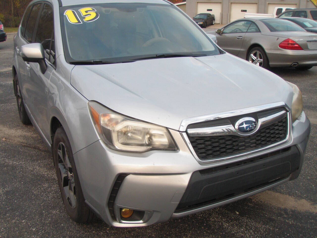 2015 SUBARU Forester