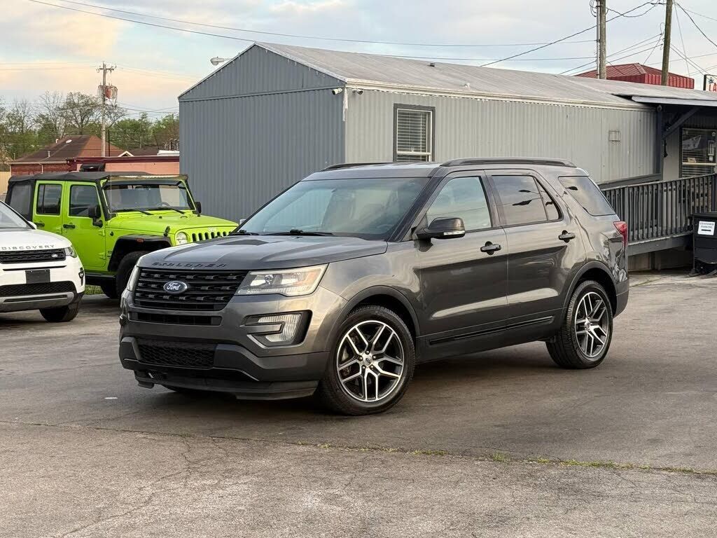 2017 FORD Explorer