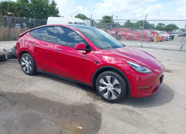 2021 TESLA Model Y