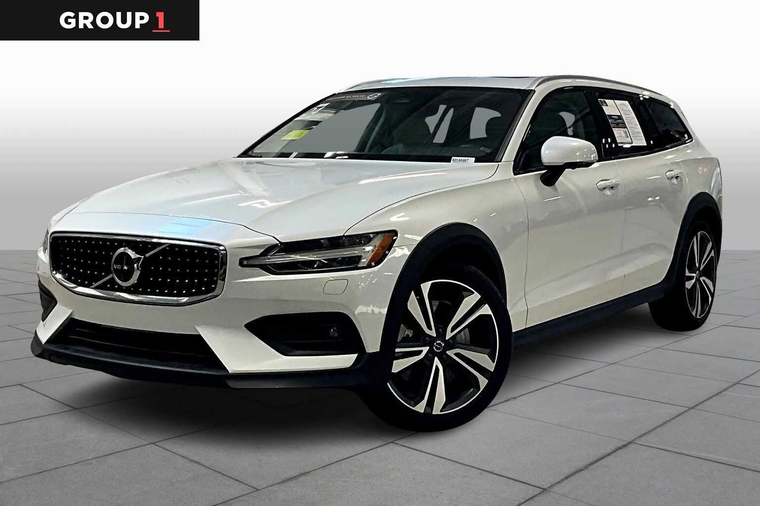 2024 VOLVO V60CC