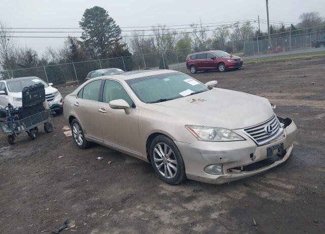 2011 LEXUS ES