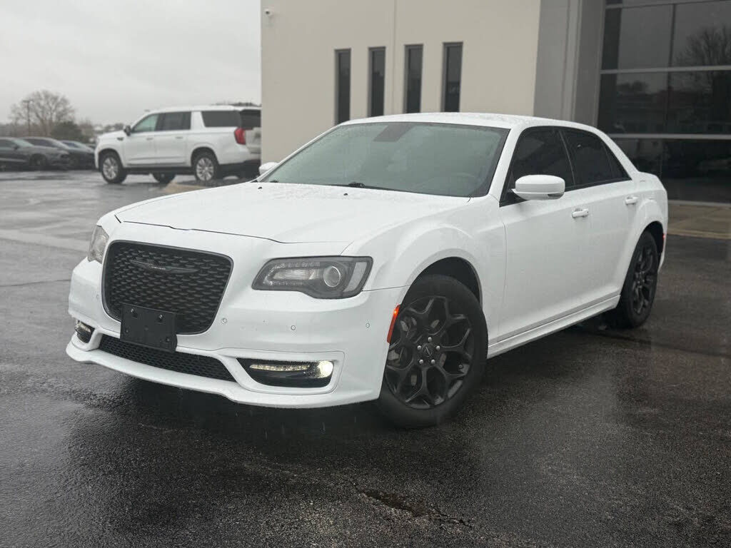 2022 CHRYSLER 300