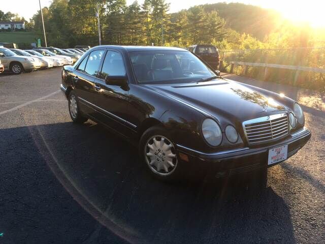 1999 MERCEDES-BENZ E-Class