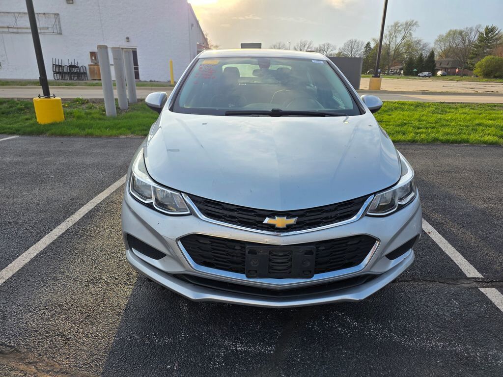 2017 CHEVROLET Cruze