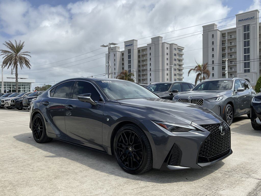 2023 LEXUS IS