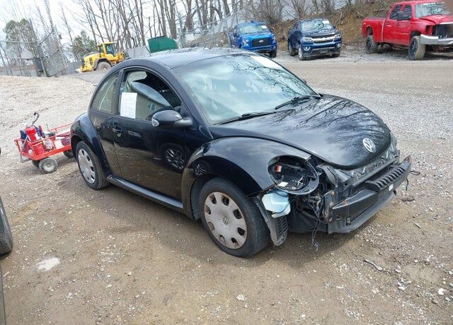 2010 VOLKSWAGEN Beetle