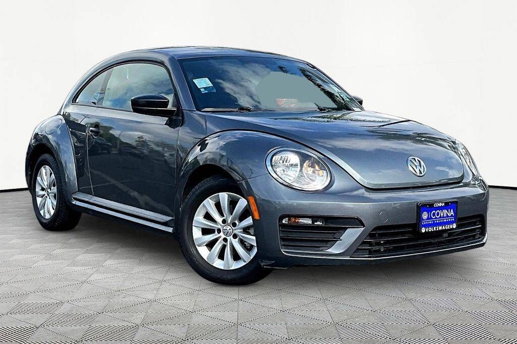 2017 VOLKSWAGEN Beetle