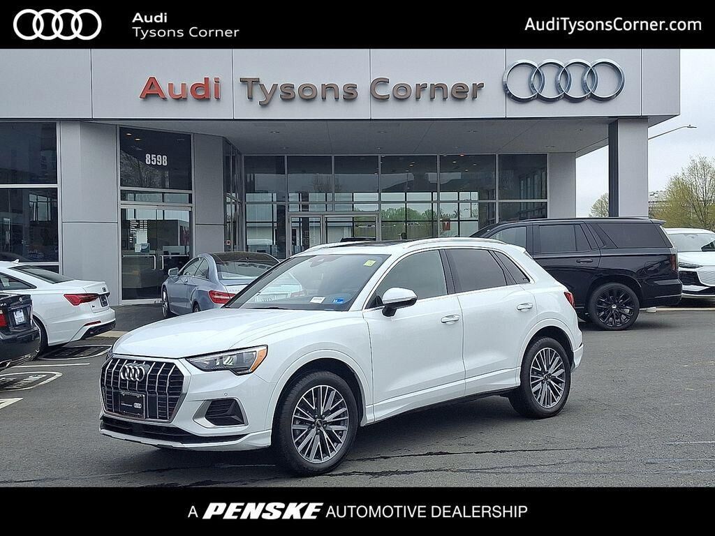 2022 AUDI Q3