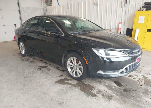 2015 CHRYSLER 200