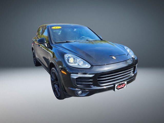2017 PORSCHE Cayenne