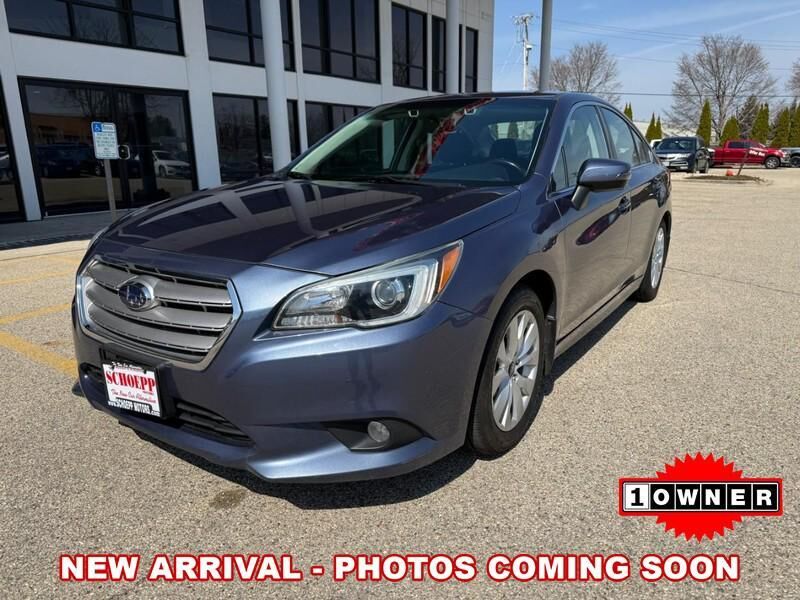 2016 SUBARU Legacy