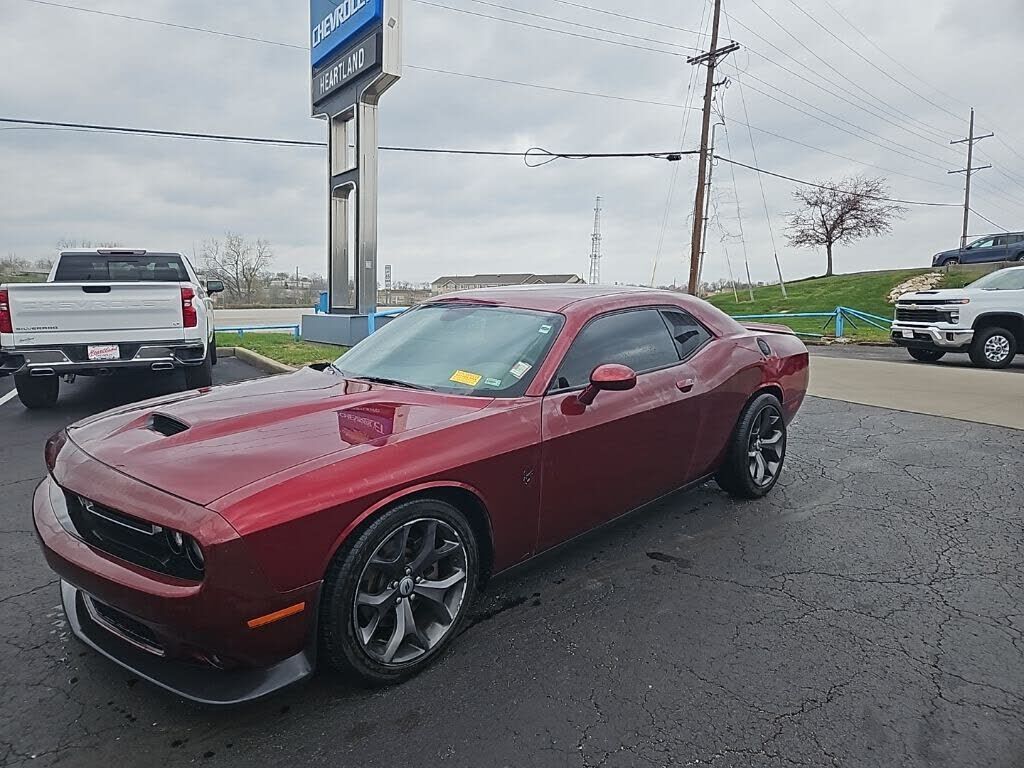 2019 DODGE Challenger