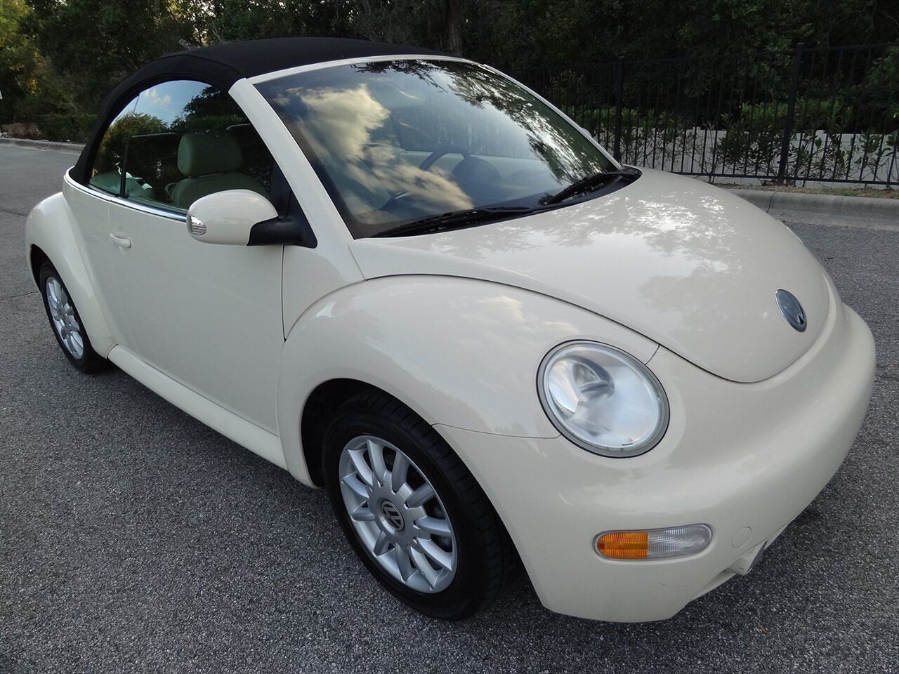 2005 VOLKSWAGEN Beetle