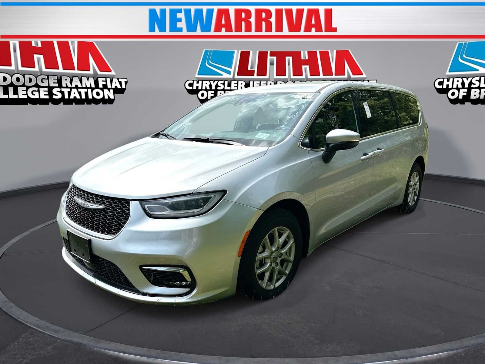 2023 CHRYSLER Pacifica