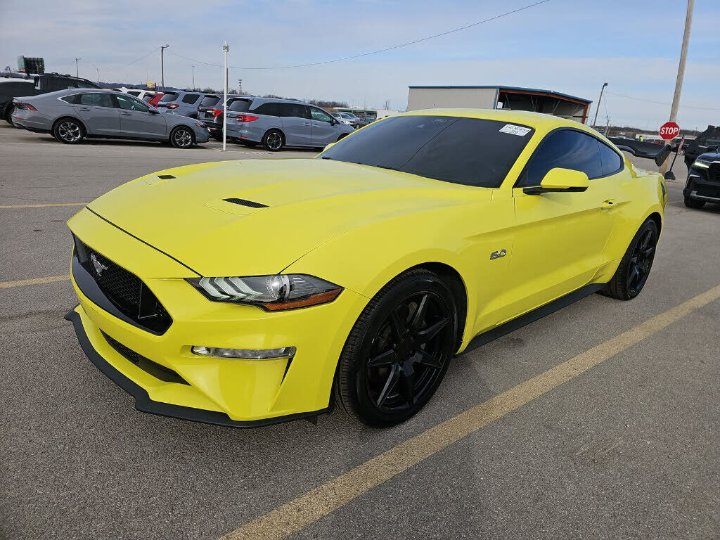2021 FORD Mustang