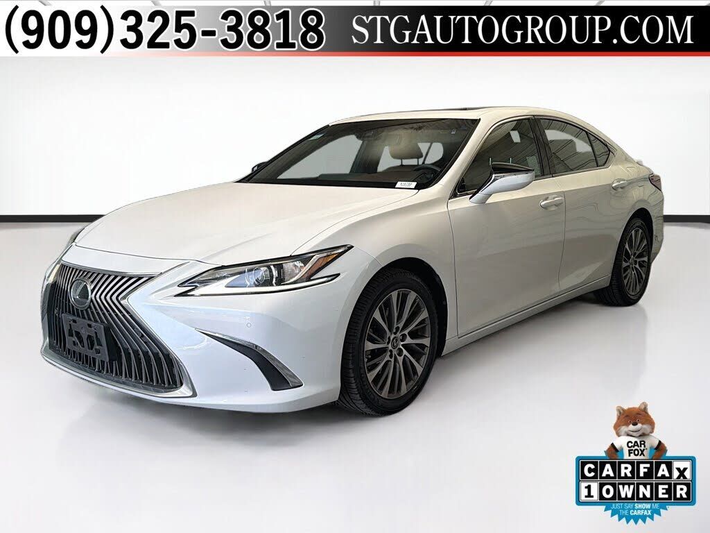 2021 LEXUS ES