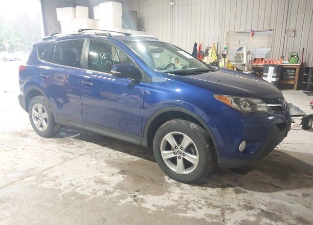 2015 TOYOTA RAV4