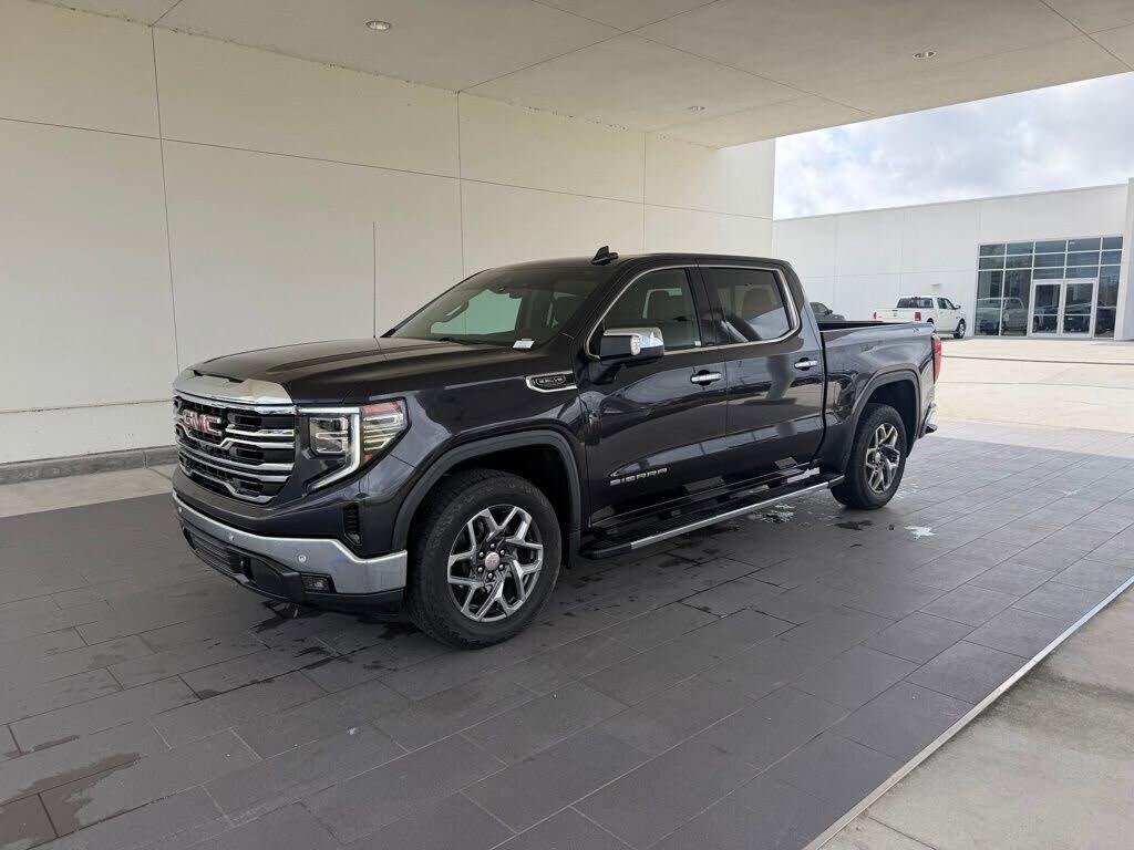 2023 GMC Sierra